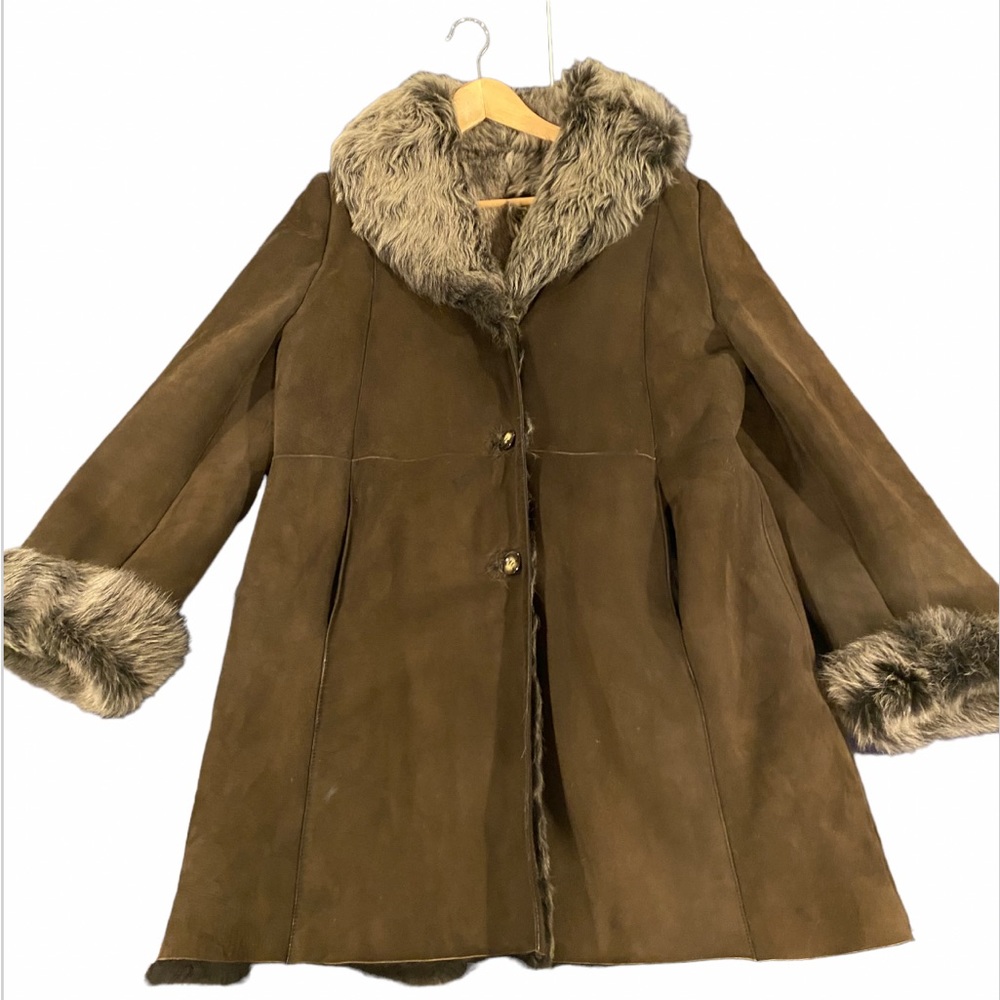 Via Venetian Genuine real fur lamb shearling.